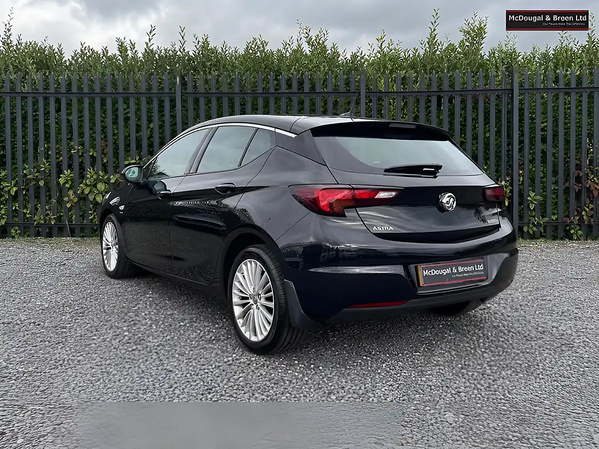 Used 2018 Vauxhall Astra Sri Black - Interior and Exterior details 3