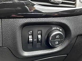Used 2018 Vauxhall Astra Sri Blue - Interior and Exterior details 17