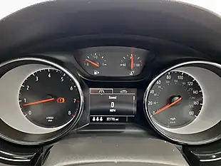 Used 2018 Vauxhall Astra Sri Blue - Interior and Exterior details 18