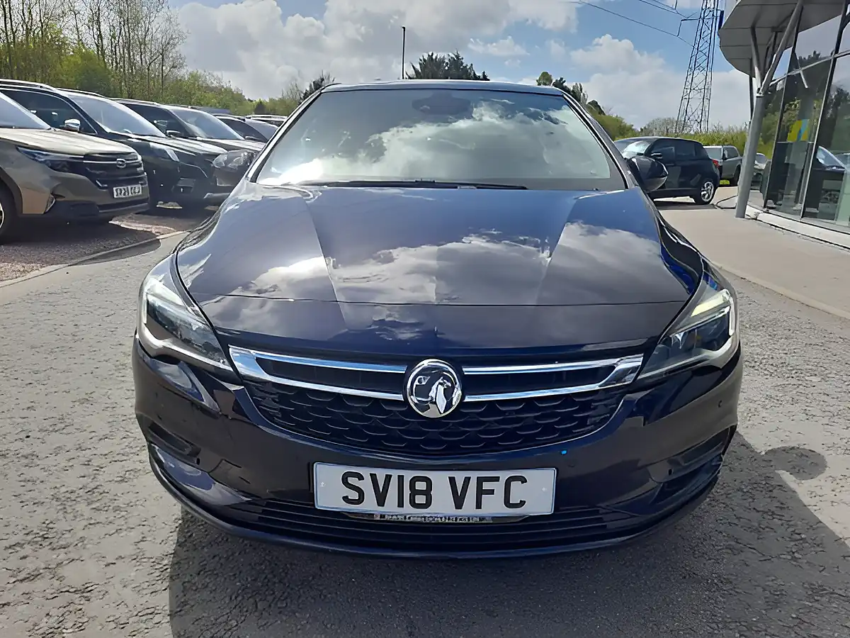Used 2018 Vauxhall Astra Sri Blue - Interior and Exterior details 2