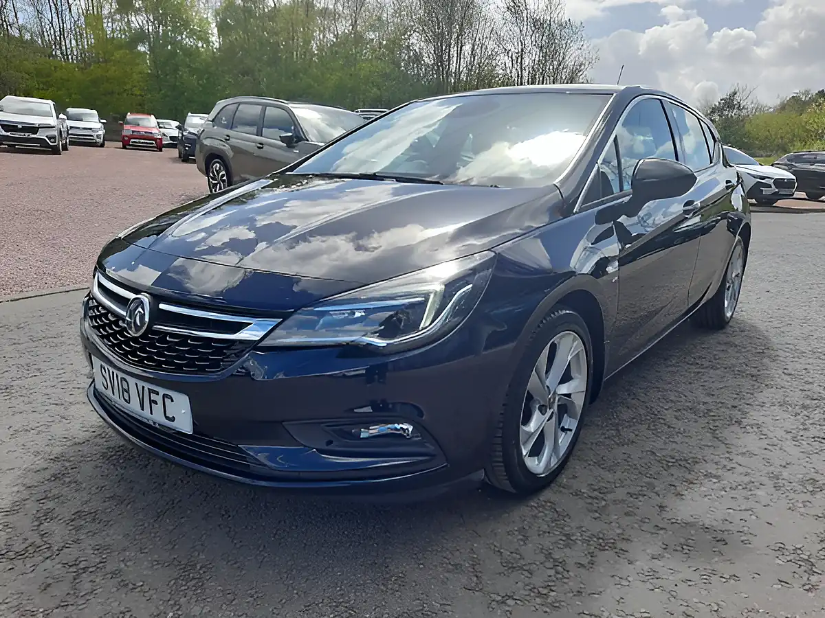Used 2018 Vauxhall Astra Sri Blue - Interior and Exterior details 3