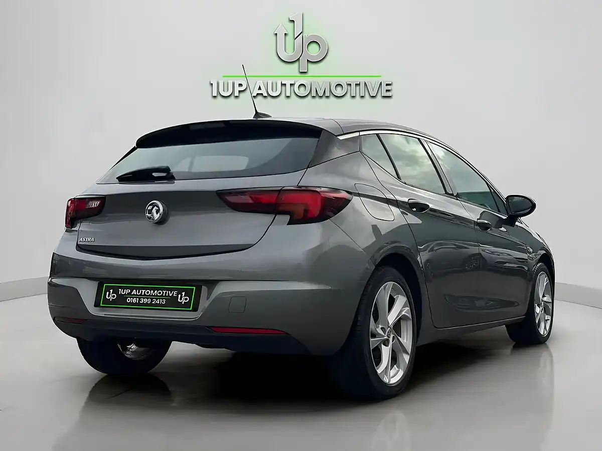 Used 2018 Vauxhall Astra Sri Grey - Interior and Exterior details 10