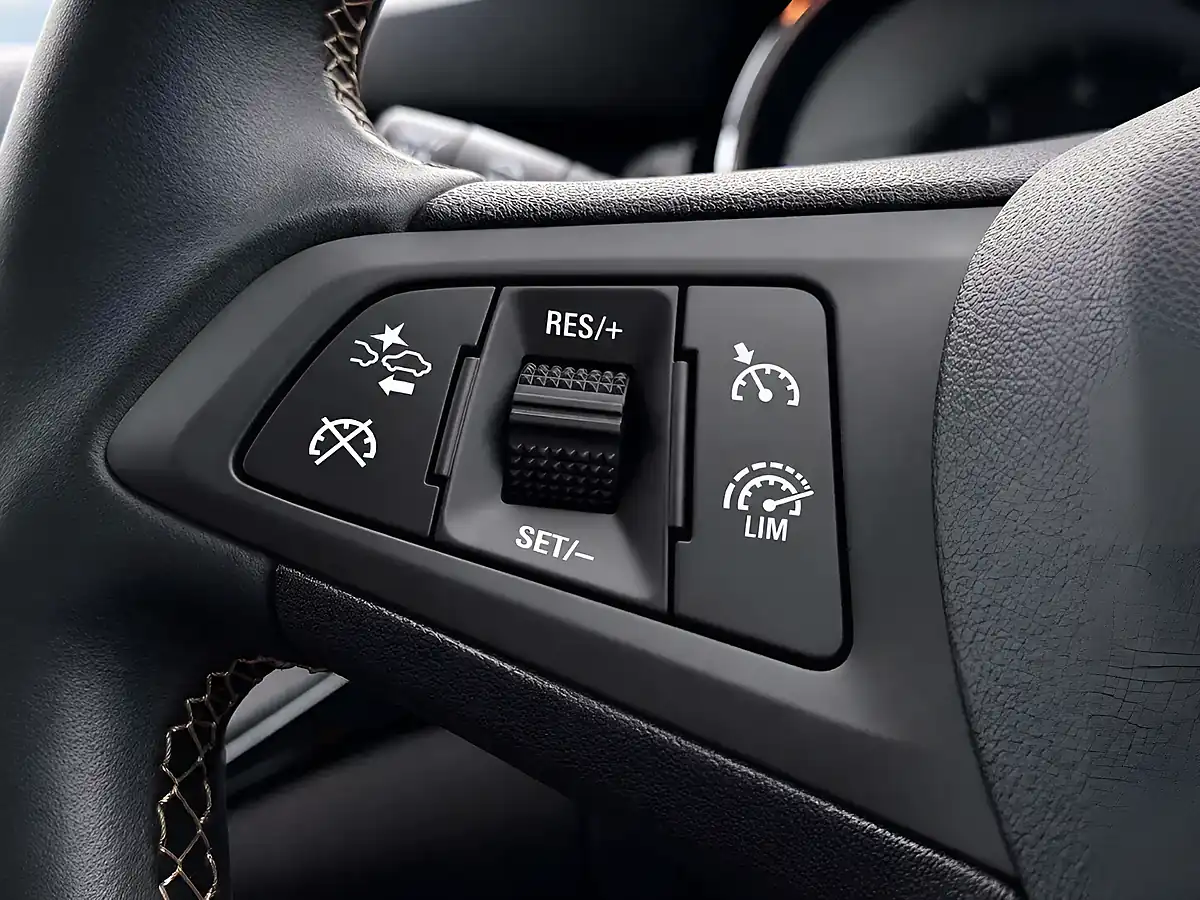 Used 2018 Vauxhall Astra Sri Grey - Interior and Exterior details 15