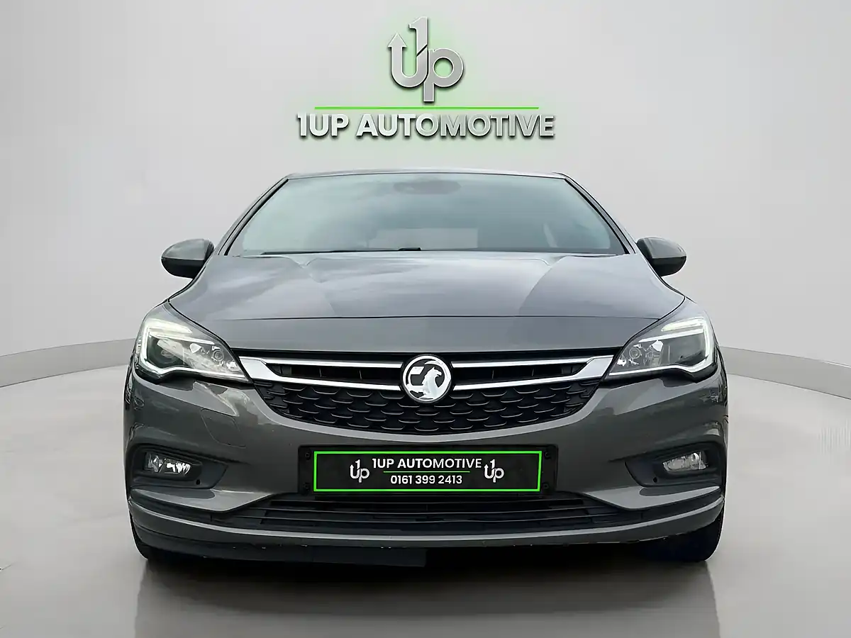 Used 2018 Vauxhall Astra Sri Grey - Interior and Exterior details 6