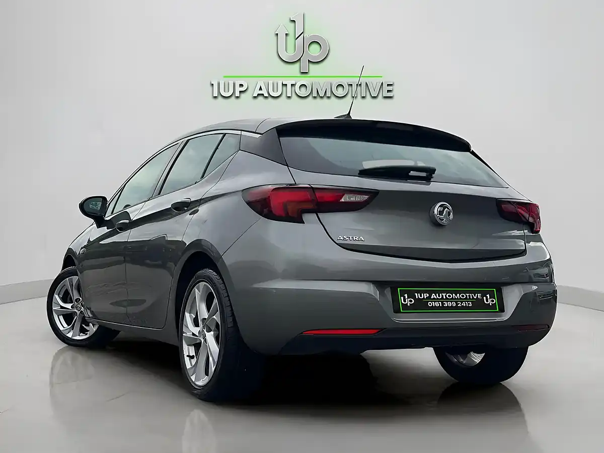 Used 2018 Vauxhall Astra Sri Grey - Interior and Exterior details 8