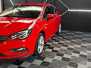 Used 2018 Vauxhall Astra Sri Lava Red - Interior and Exterior details 20