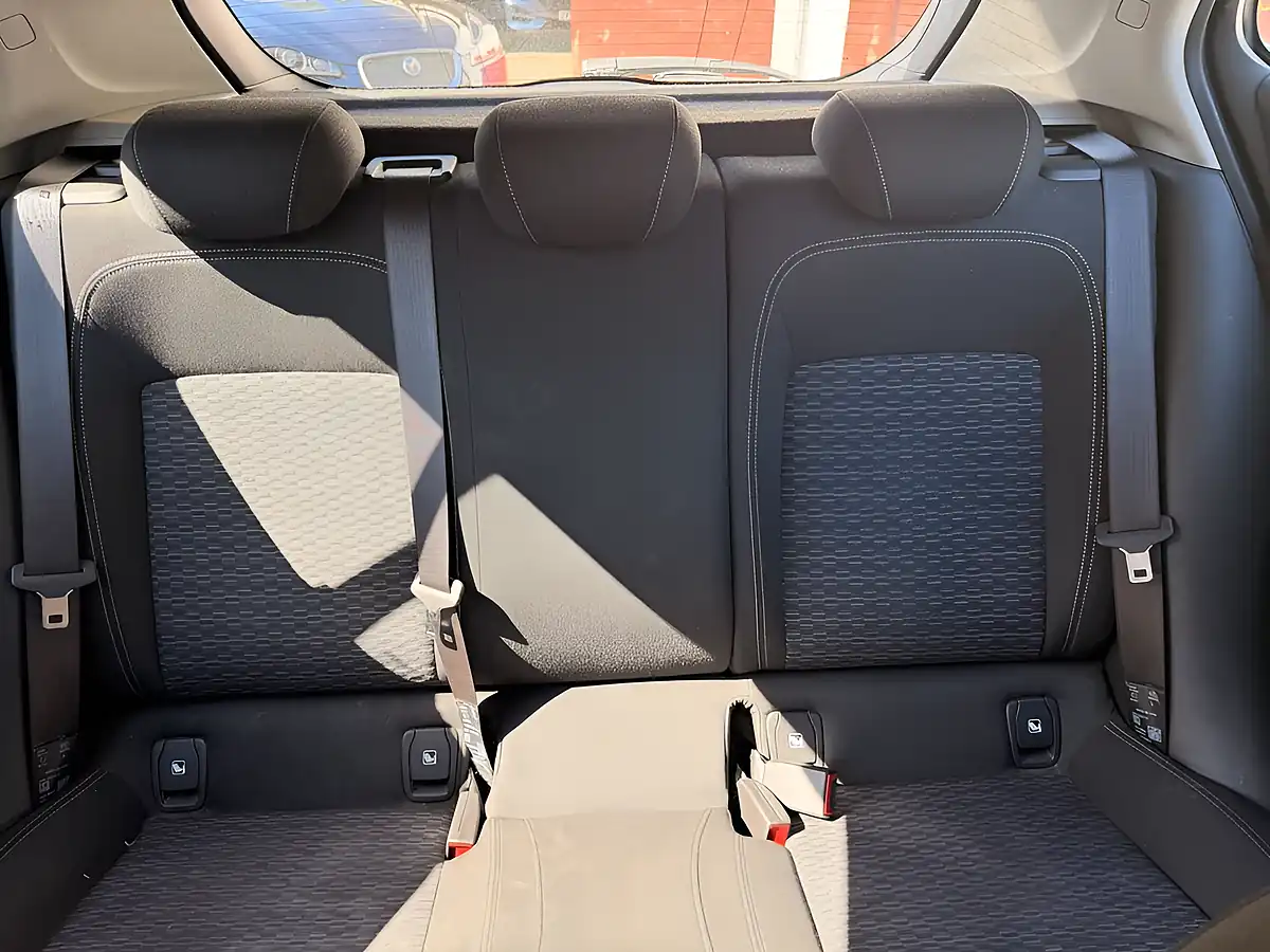 Used 2018 Vauxhall Astra Sri Nav Black - Interior and Exterior details 11