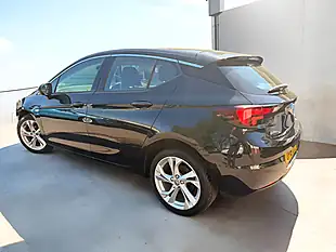 Used 2018 Vauxhall Astra Sri Nav Black - Interior and Exterior details 4