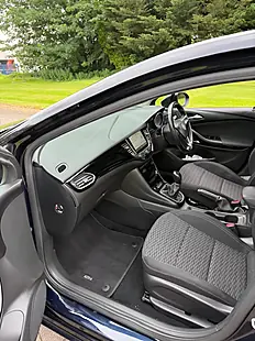 Used 2018 Vauxhall Astra Sri Nav Blue - Interior and Exterior details 16