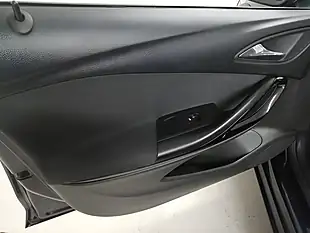 Used 2018 Vauxhall Astra Sri Nav Dark Moon Blue - Interior and Exterior details 19