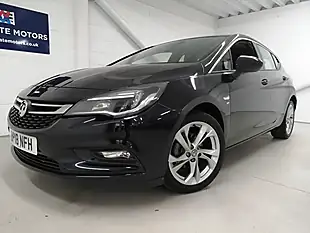 Used 2018 Vauxhall Astra Sri Nav Dark Moon Blue - Interior and Exterior details 5