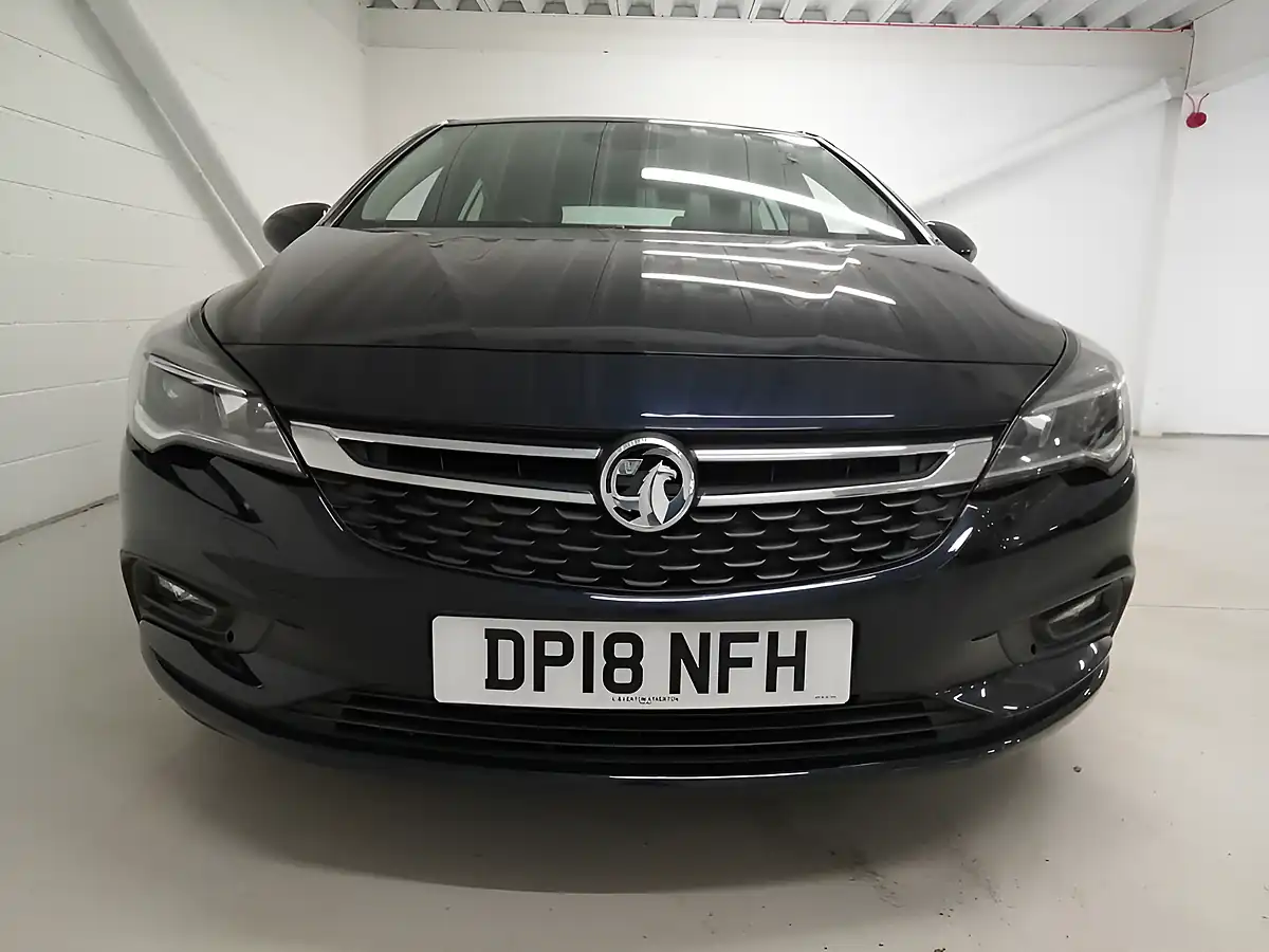 Used 2018 Vauxhall Astra Sri Nav Dark Moon Blue - Interior and Exterior details 8