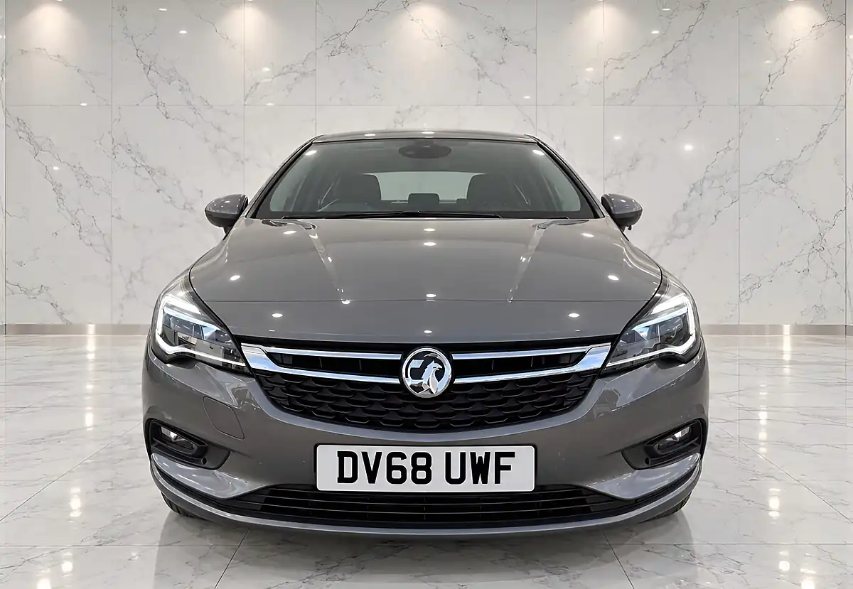 Used 2018 Vauxhall Astra Sri Nav Grey - Interior and Exterior details 2