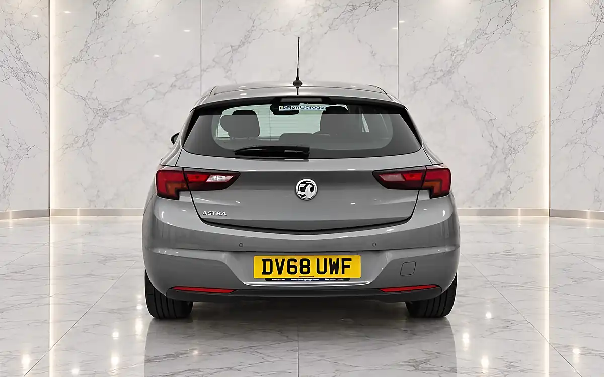 Used 2018 Vauxhall Astra Sri Nav Grey - Interior and Exterior details 6