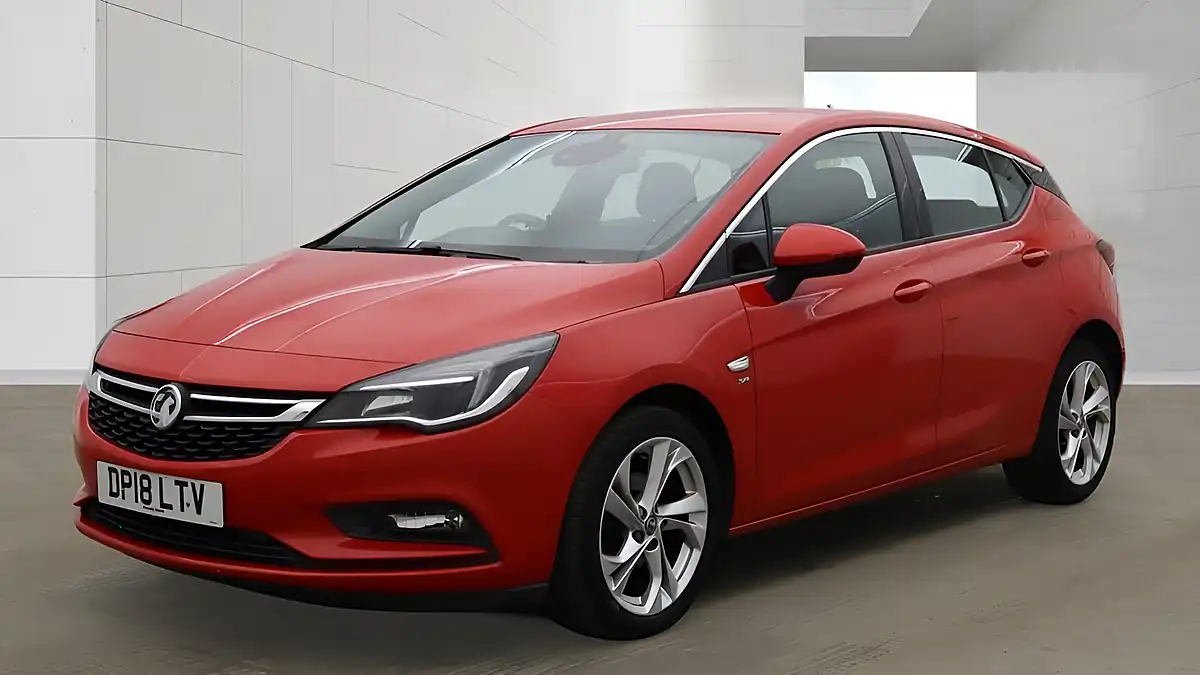 Used 2018 Vauxhall Astra Sri Nav Red - Interior and Exterior details 2