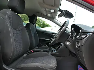 Used 2018 Vauxhall Astra Sri Nav Red - Interior and Exterior details 6