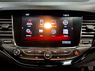 Used 2018 Vauxhall Astra Sri Nav Silver - Interior and Exterior details 17
