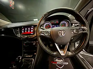 Used 2018 Vauxhall Astra Sri Nav Silver - Interior and Exterior details 8