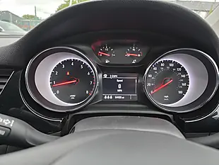 Used 2018 Vauxhall Astra Sri Red - Interior and Exterior details 11