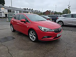 Used 2018 Vauxhall Astra Sri Red - Interior and Exterior details 2