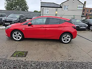 Used 2018 Vauxhall Astra Sri Red - Interior and Exterior details 4