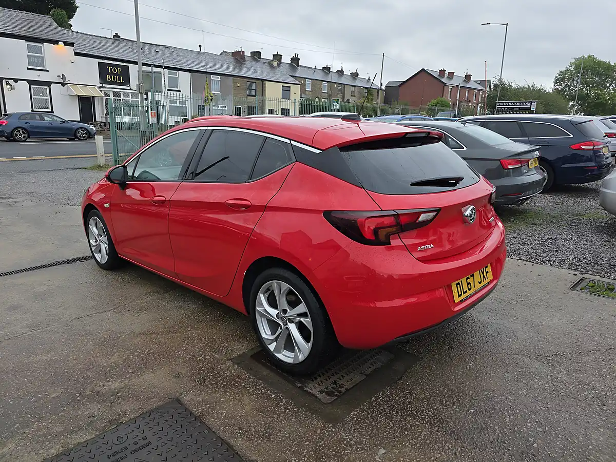 Used 2018 Vauxhall Astra Sri Red - Interior and Exterior details 8