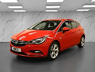 Used 2018 Vauxhall Astra Sri Red - Interior and Exterior details 2