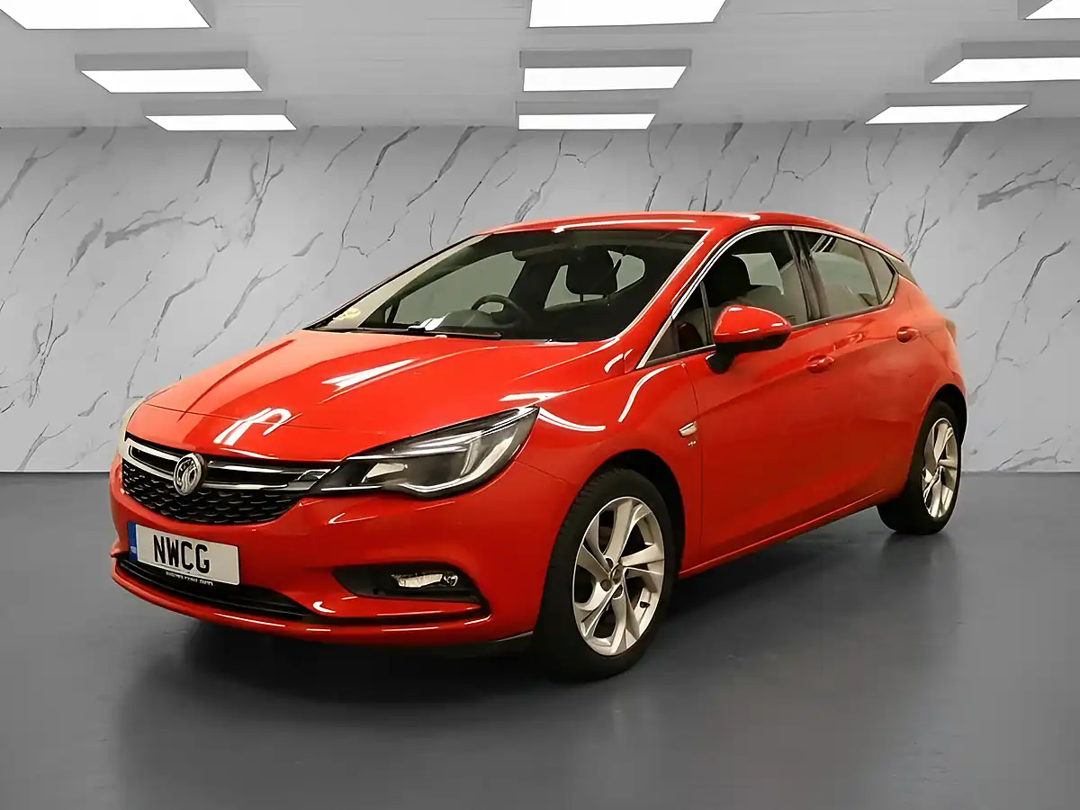 Used 2018 Vauxhall Astra Sri Red - Interior and Exterior details 2
