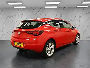 Used 2018 Vauxhall Astra Sri Red - Interior and Exterior details 4