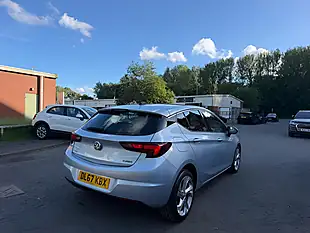 Used 2018 Vauxhall Astra Sri Silver - Interior and Exterior details 18