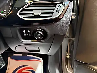 Used 2018 Vauxhall Astra Sri Silver - Interior and Exterior details 14