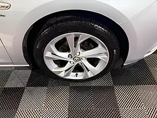 Used 2018 Vauxhall Astra Sri Silver - Interior and Exterior details 15