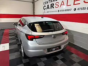 Used 2018 Vauxhall Astra Sri Silver - Interior and Exterior details 8