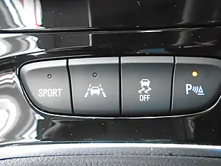 Used 2018 Vauxhall Astra Sri Sports Tourer Red - Interior and Exterior details 13