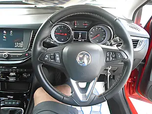 Used 2018 Vauxhall Astra Sri Sports Tourer Red - Interior and Exterior details 14