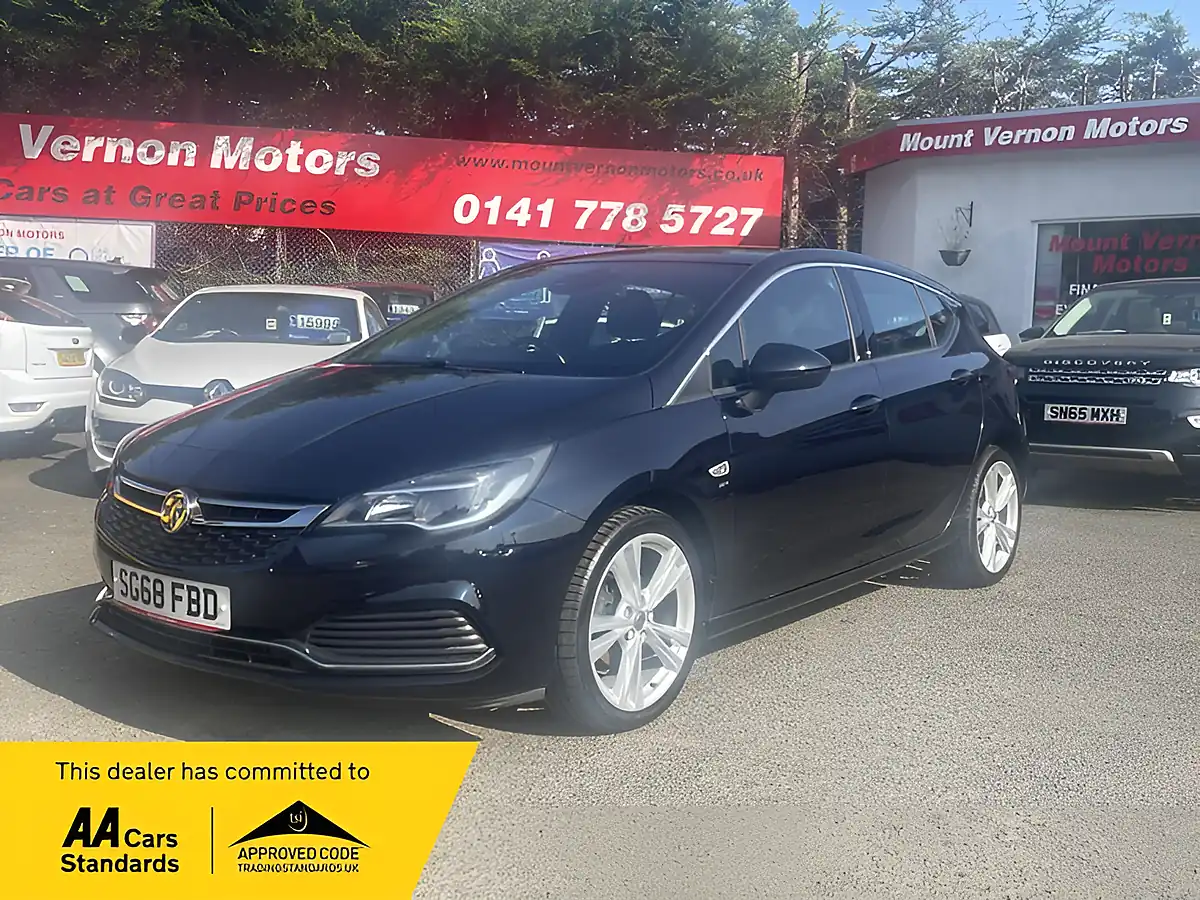 Used 2018 Vauxhall Astra Sri Vx Line Blue - Front View