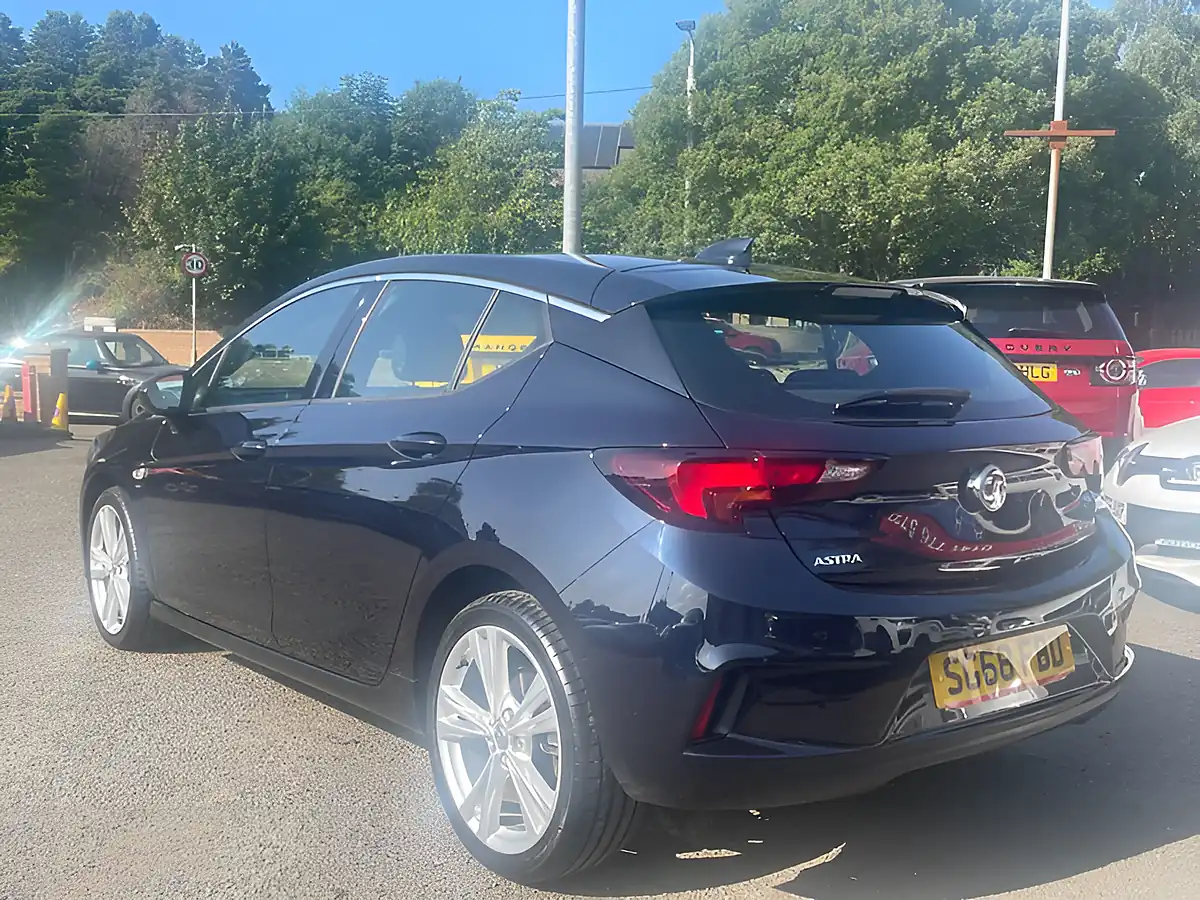 Used 2018 Vauxhall Astra Sri Vx Line Blue - Interior and Exterior details 6