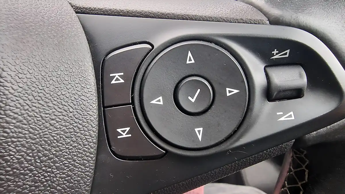 Used 2018 Vauxhall Astra Sri Vx Line Nav Grey - Interior and Exterior details 11