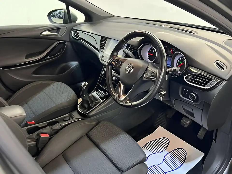 Used 2018 Vauxhall Astra Sri Vx-Line Nav Grey - Interior and Exterior details 12