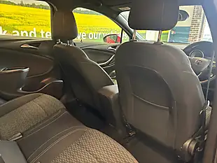 Used 2018 Vauxhall Astra Sri Vx Line Nav Red - Interior and Exterior details 16