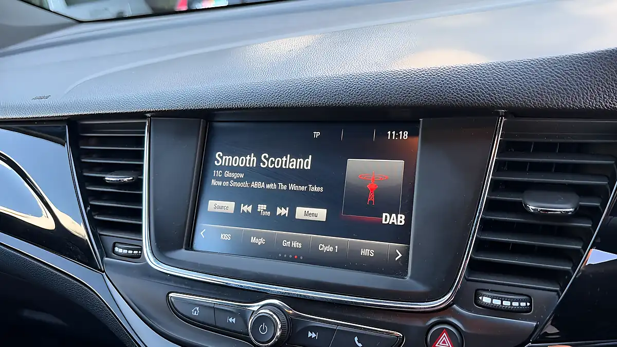 Used 2018 Vauxhall Astra Sri Vx Line Silver - Interior and Exterior details 10