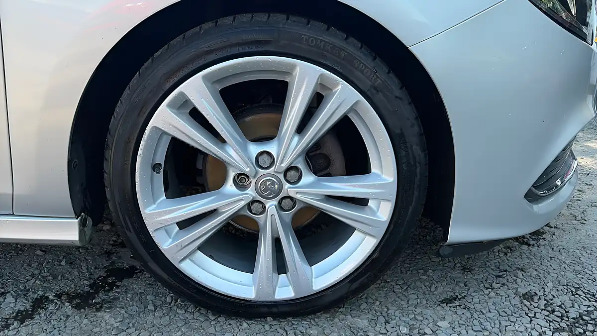 Used 2018 Vauxhall Astra Sri Vx Line Silver - Interior and Exterior details 19