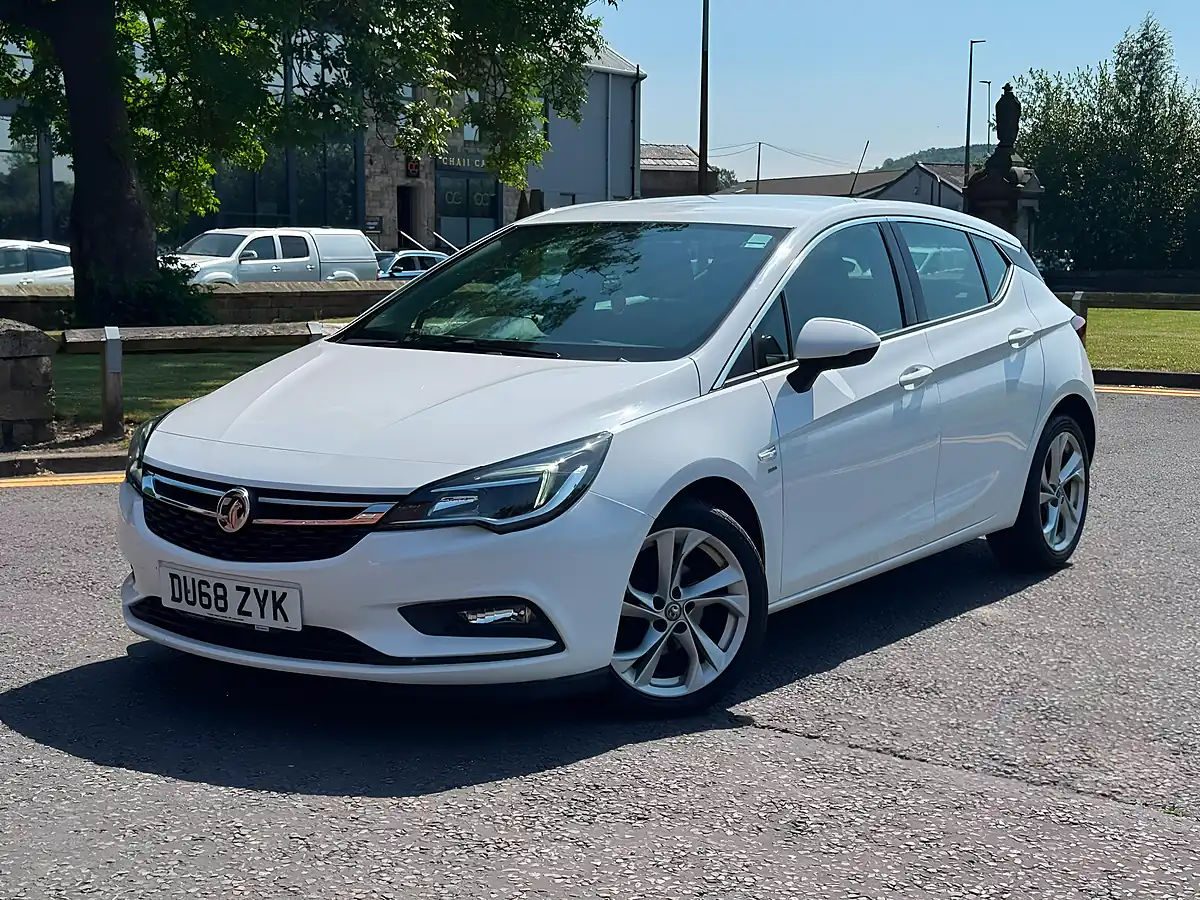 Used 2018 Vauxhall Astra Sri White - Interior and Exterior details 2