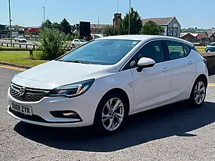 Used 2018 Vauxhall Astra Sri White - Interior and Exterior details 20
