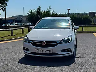 Used 2018 Vauxhall Astra Sri White - Interior and Exterior details 6