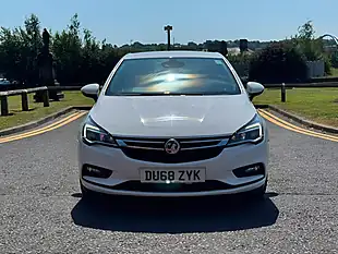 Used 2018 Vauxhall Astra Sri White - Interior and Exterior details 7