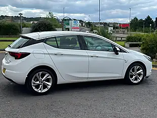 Used 2018 Vauxhall Astra Sri White - Interior and Exterior details 14