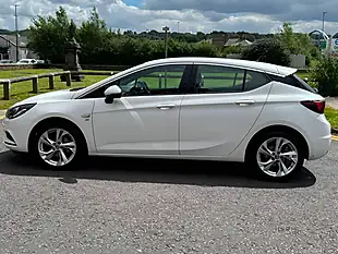 Used 2018 Vauxhall Astra Sri White - Interior and Exterior details 19