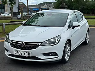 Used 2018 Vauxhall Astra Sri White - Interior and Exterior details 5