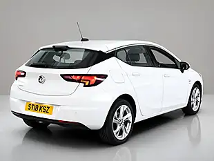 Used 2018 Vauxhall Astra Sri White - Interior and Exterior details 5